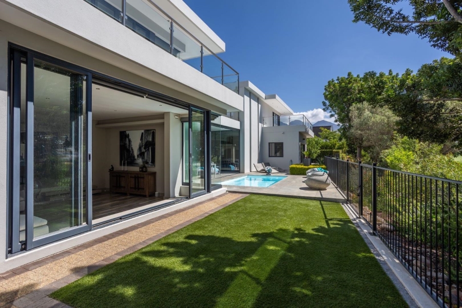 4 Bedroom Property for Sale in Paarl Western Cape